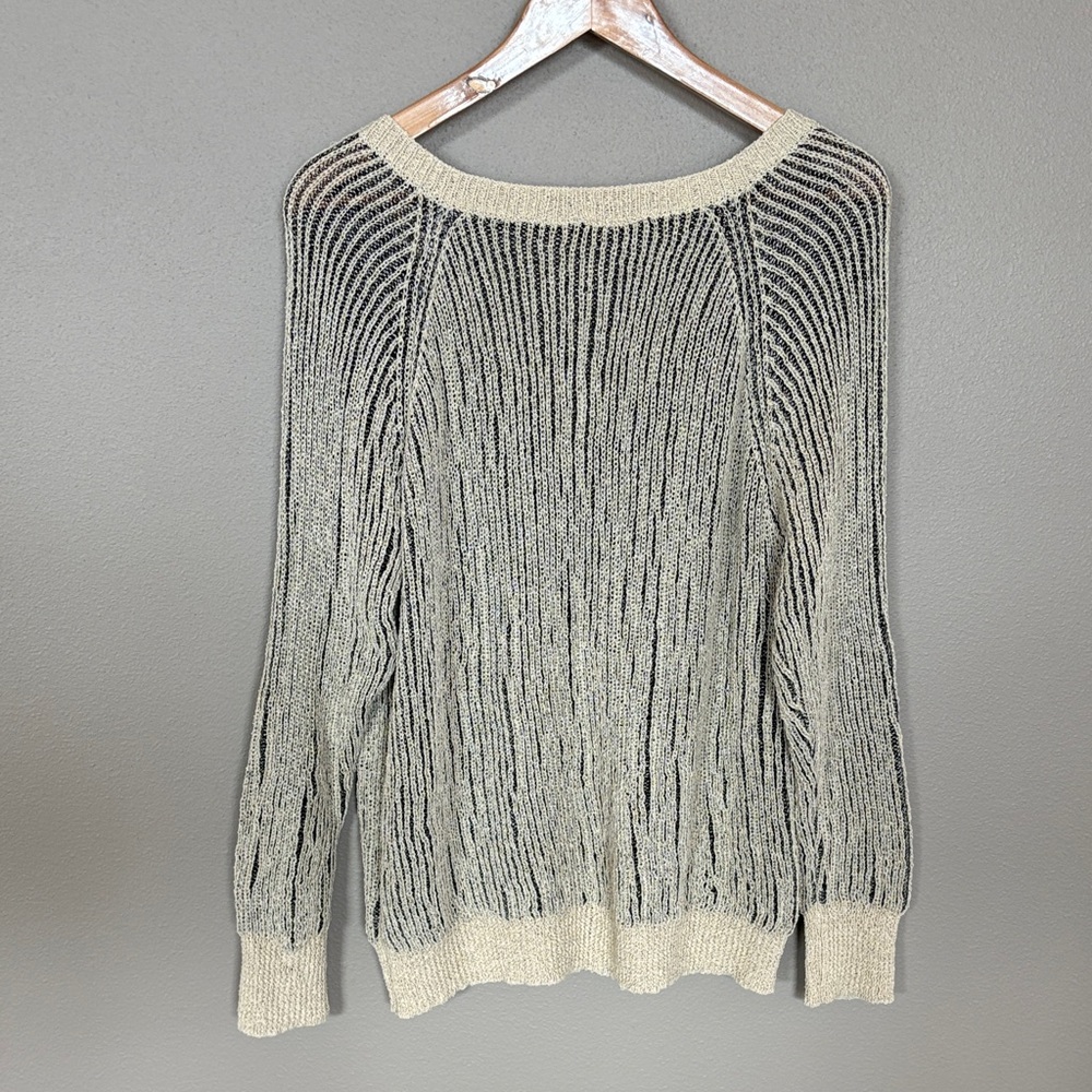 Chic Beige V-Neck Sweater - Picture 8 of 9